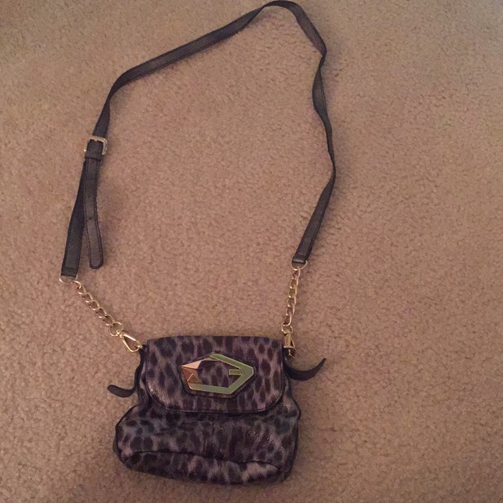 Guess purse